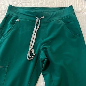 S/P Wear Figs Hunter Green Zamora Jogger Scrub Pants